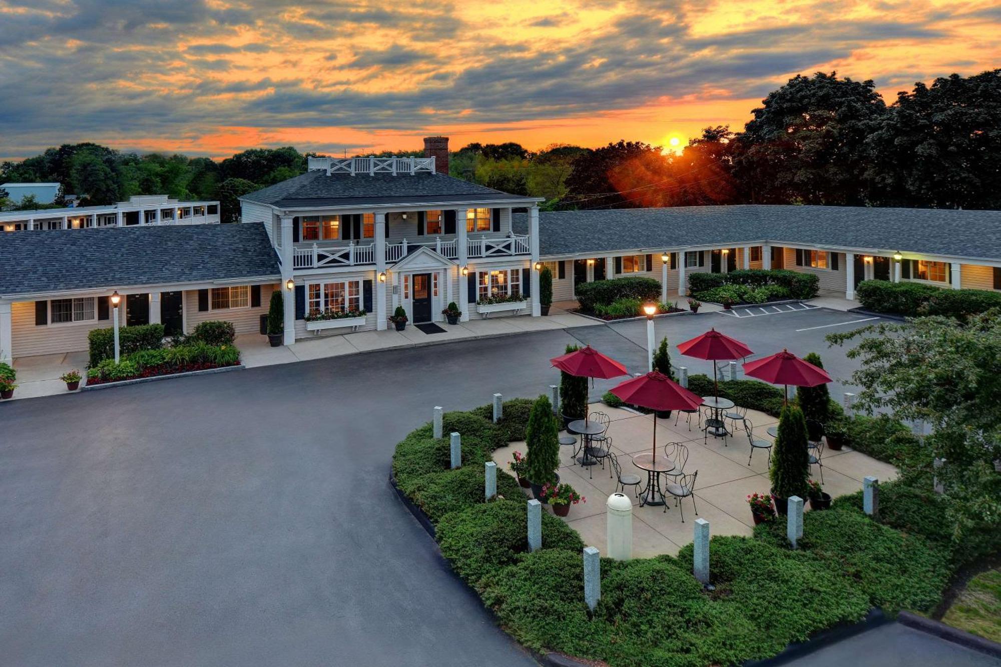 Port Inn And Suites Portsmouth, Ascend Hotel Collection Экстерьер фото